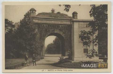 Porte Serpenoise (Metz)